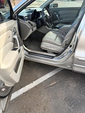 Silver 2011 Acura RDX Technology Package