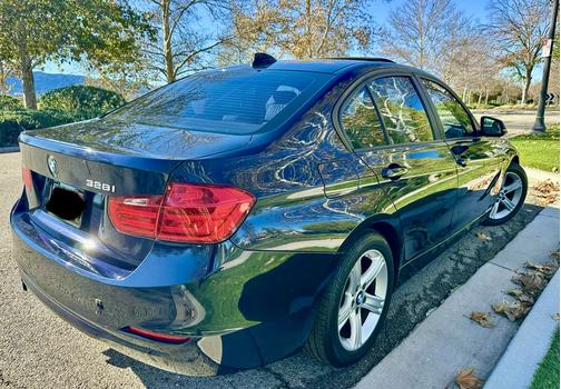 2012 BMW 328 i