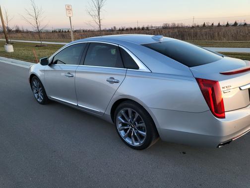 2016 Cadillac XTS Luxury
