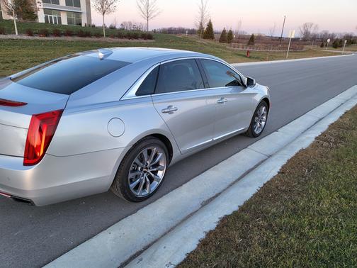 2016 Cadillac XTS Luxury