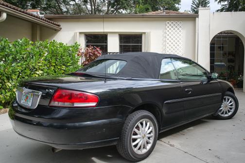 2003 Chrysler Sebring LXi