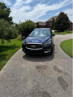 2017 INFINITI QX60 Base