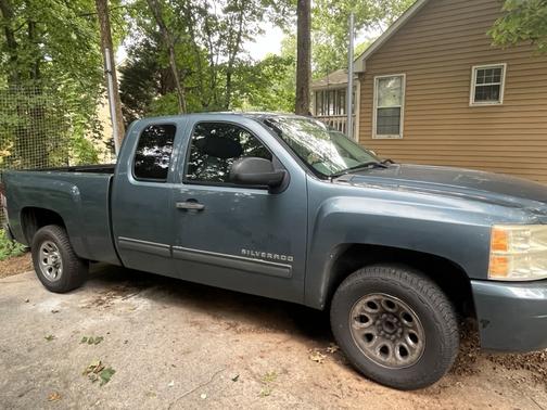 Blue 2010 Chevrolet Silverado 1500 LS