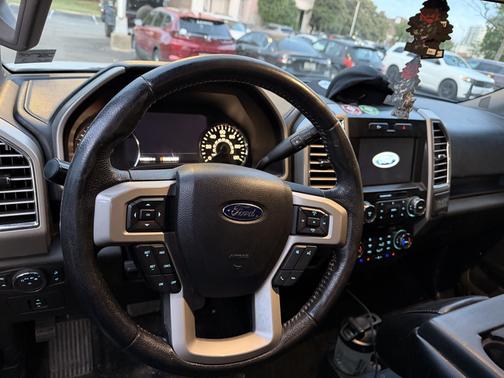 White 2016 Ford F-150 Lariat