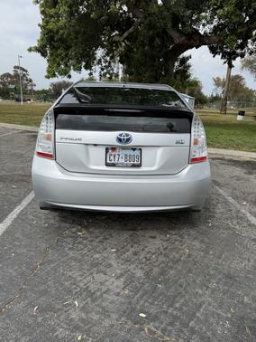 2010 Toyota Prius III