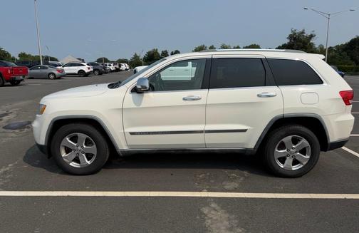 White 2011 Jeep Grand Cherokee Limited