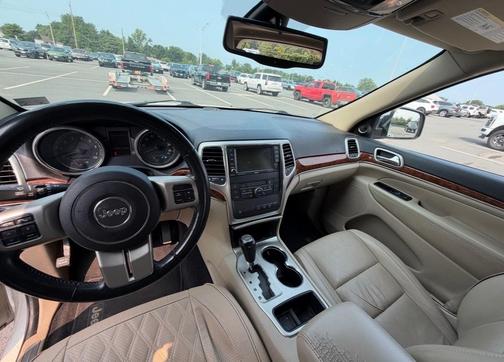 White 2011 Jeep Grand Cherokee Limited