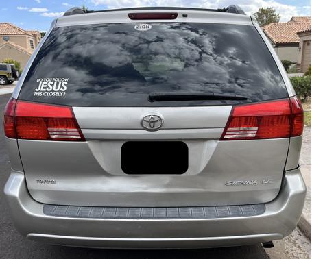 2004 Toyota Sienna LE
