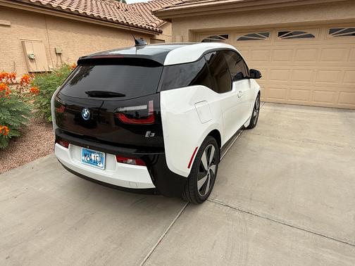 White 2017 BMW i3 94 Ah