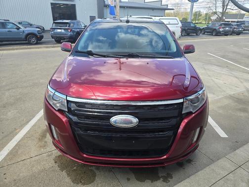 Red 2014 Ford Edge Sport