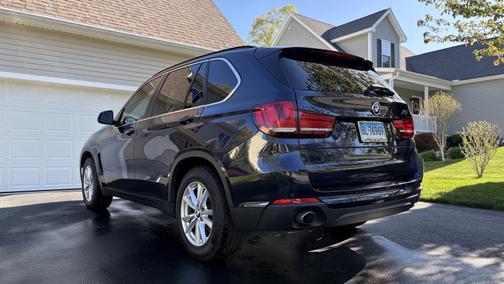 Blue 2014 BMW X5 xDrive35i