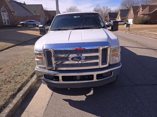 2008 Ford F-250 XLT Crew Cab Super Duty