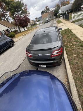 2016 Ford Taurus SEL