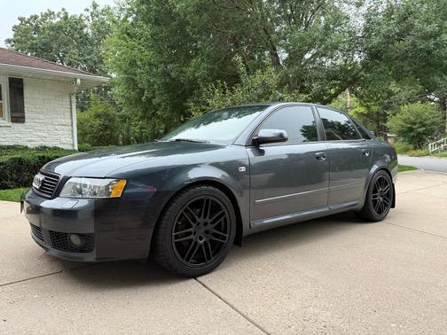 Gray 2004 Audi A4 1.8T quattro