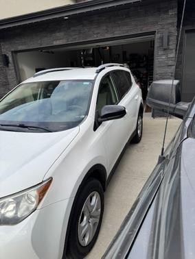 White 2013 Toyota RAV4 LE
