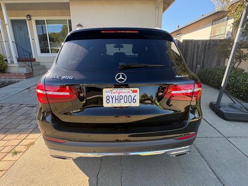 Black 2018 Mercedes-Benz GLC 300 4MATIC
