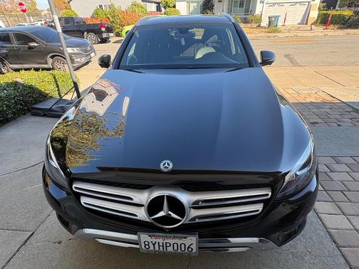 Black 2018 Mercedes-Benz GLC 300 4MATIC