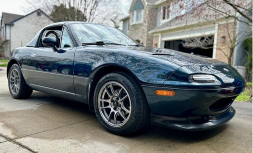 1997 Mazda MX-5 Miata Base