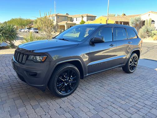 2018 Jeep Grand Cherokee Altitude