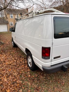 2007 Ford E250 Base