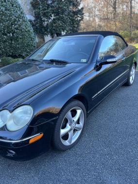 Photo 2 of 6 of 2005 Mercedes-Benz CLK-Class 320 Cabriolet