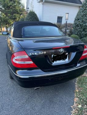 Photo 3 of 6 of 2005 Mercedes-Benz CLK-Class 320 Cabriolet