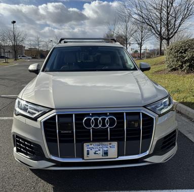 2021 Audi Q7 45 Premium Plus
