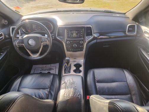 2017 Jeep Grand Cherokee Laredo