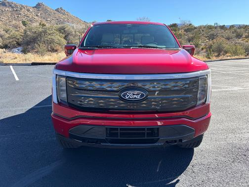 2024 Ford F-150 Lightning Platinum