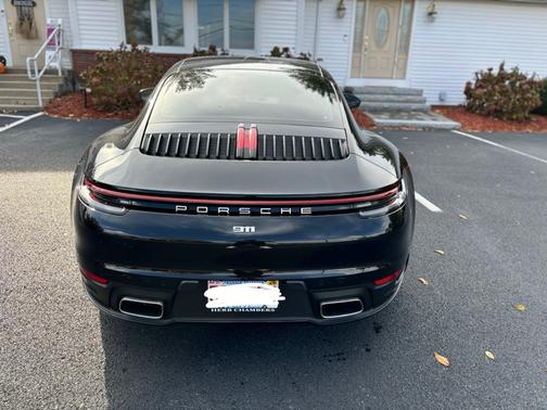 2021 Porsche 911 Carrera