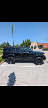 2005 Nissan Pathfinder SE