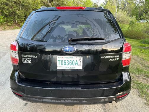 Black 2015 Subaru Forester 2.5i Premium