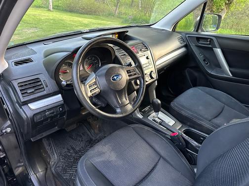 Black 2015 Subaru Forester 2.5i Premium