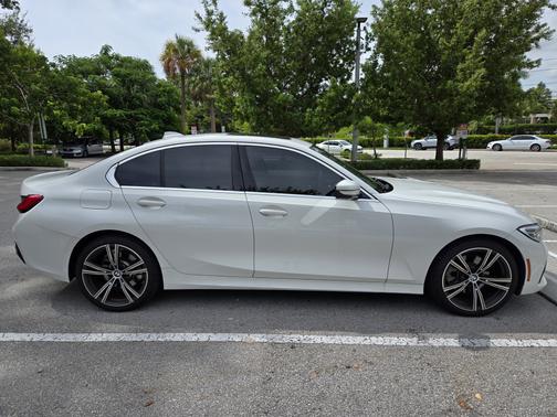 2020 BMW 330 i