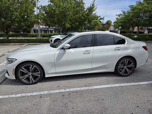 2020 BMW 330 i
