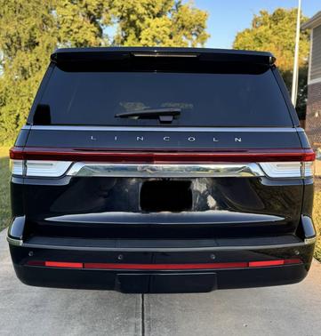 2023 Lincoln Navigator L Reserve