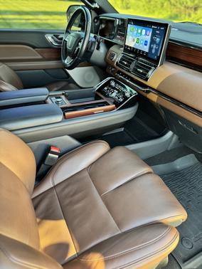 2023 Lincoln Navigator L Reserve