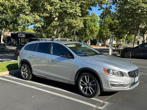 Silver 2016 Volvo V60 Cross Country T5