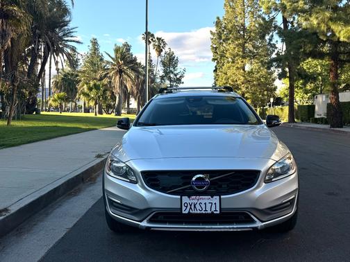 Silver 2016 Volvo V60 Cross Country T5