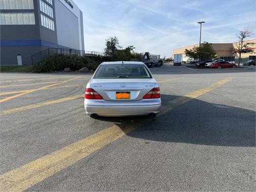 2005 Lexus LS 430 Base