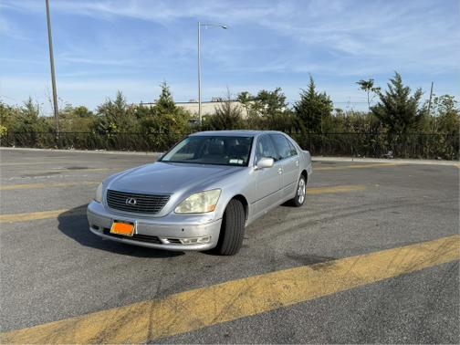2005 Lexus LS 430 Base