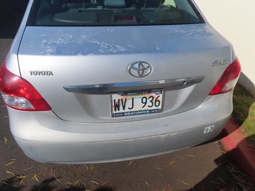 Silver 2009 Toyota Yaris Base