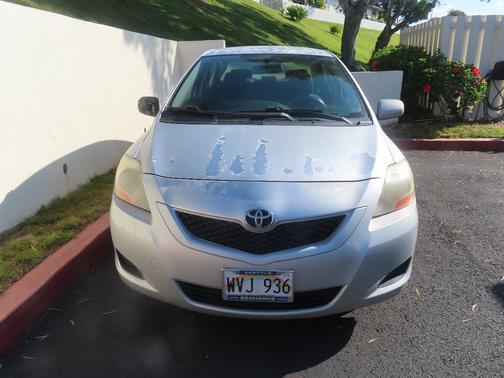 Silver 2009 Toyota Yaris Base