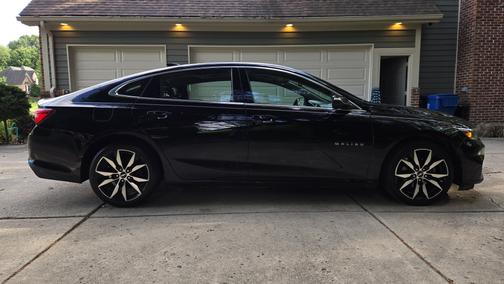 2017 Chevrolet Malibu 1LT