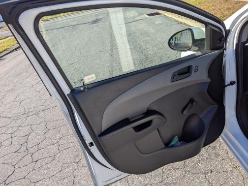 2015 Chevrolet Sonic LS