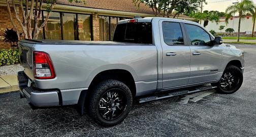 Silver 2021 RAM 1500 Big Horn/Lone Star