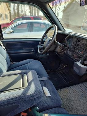 1998 Chevrolet 1500 Base