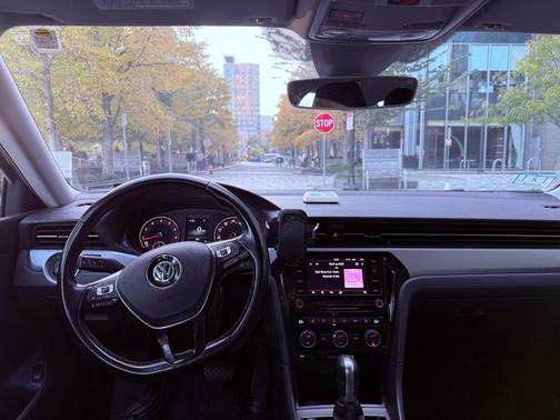 2020 Volkswagen Passat 2.0T SE