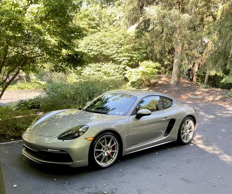 2025 Porsche 718 Cayman GTS 4.0
