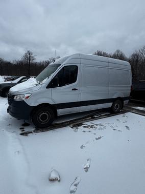 2022 Mercedes-Benz Sprinter 2500 Standard Roof